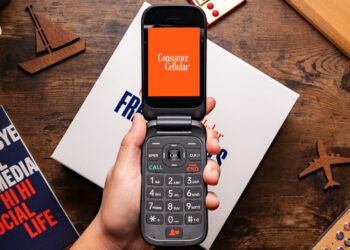 Age Gracefully with Great Savings: How Consumer Cellular Rewards You with Affordable Plans after 50