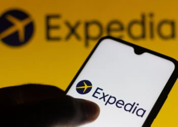 Expedia Travel Hacks: How to Score Cheap Airline Tickets for Your Next Getaway