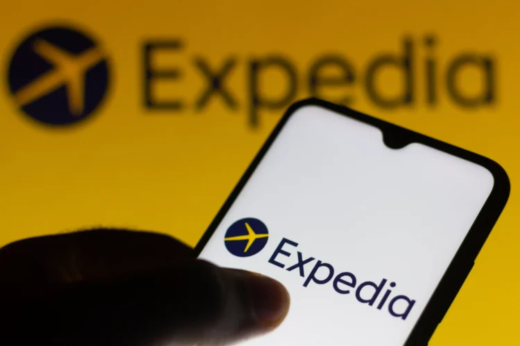 Expedia Travel Hacks: How to Score Cheap Airline Tickets for Your Next Getaway